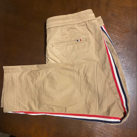 MONCLER
Men's Pleated Side-Tape Chino Jogger Pants - Picture 10 of 11